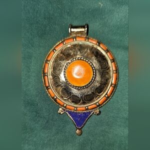 Tibetian Silver‎
